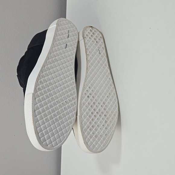 Steve Madden Waverly Black Wedge Sneaker Size 6 EUC - Picture 6 of 8